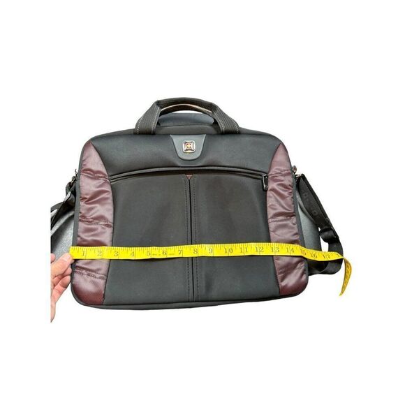SwissGear - Sherpa Slimcase Messenger Laptop Case - Burgundy Model:GA-7500-01F00 - Picture 13 of 16